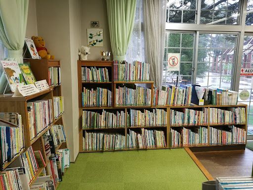 文京区立大塚公園みどりの図書室