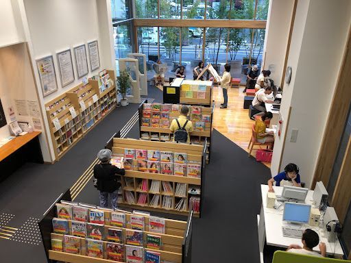 新宿区立下落合図書館