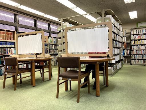 新宿区立鶴巻図書館